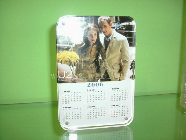 分辨亞克力制品質(zhì)量的關(guān)鍵